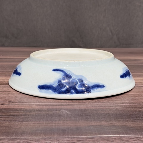 古玩陶瓷青花過墻龍紋臥盤真品鑒賞圖