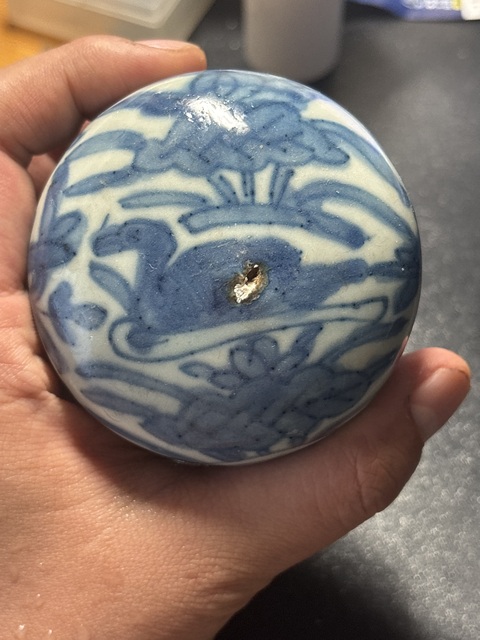 古玩陶瓷青花滿池矯紋粉盒真品鑒賞圖