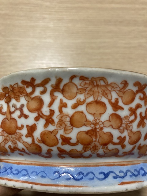 古玩陶瓷清晚·粉彩纏枝福祿紋海棠形供碗 真品鑒賞圖