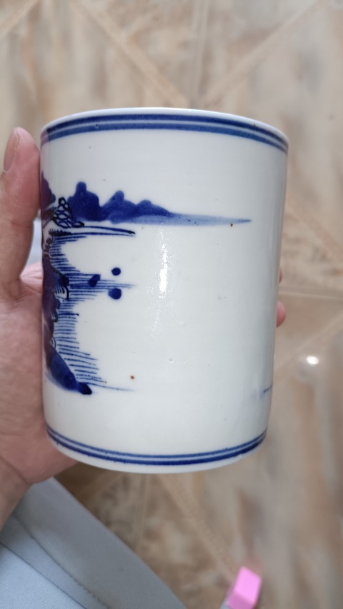 古玩陶瓷山水紋青花筆筒真品鑒賞圖