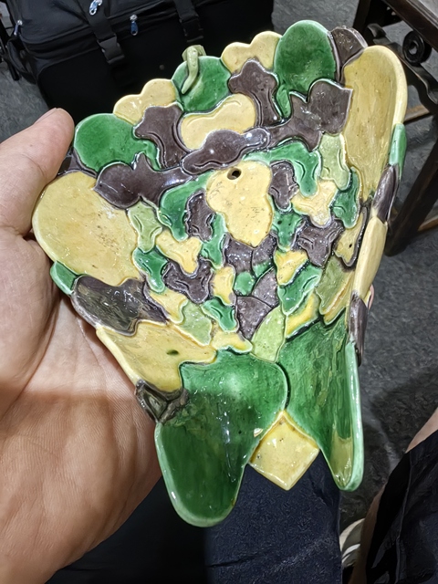 古玩陶瓷 素三彩吸杯真品鑒賞圖