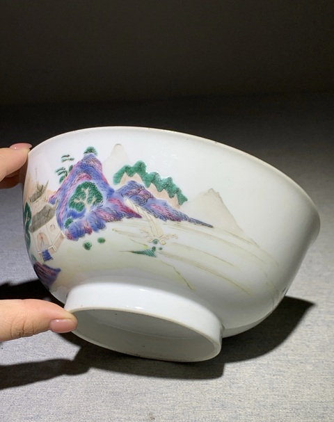 古玩陶瓷山水樓臺(tái)粉彩碗真品鑒賞圖