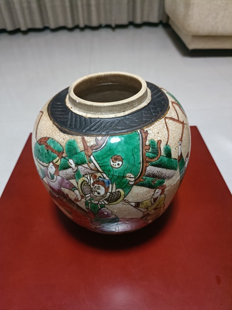 古玩陶瓷哥釉五彩罐真品鑒賞圖