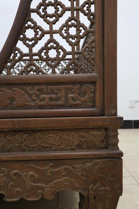 古玩雜項月洞門架子床真品鑒賞圖