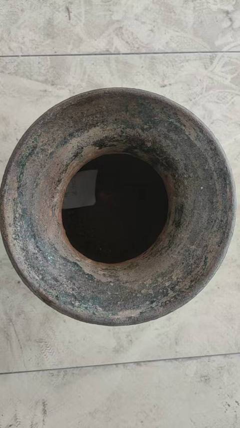 古玩陶瓷彩繪花卉紋撇口瓶真品鑒賞圖