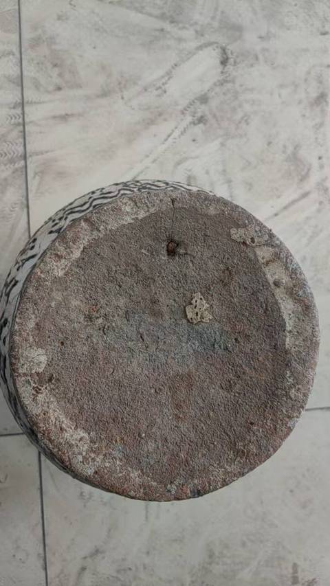古玩陶瓷彩繪花卉紋撇口瓶真品鑒賞圖