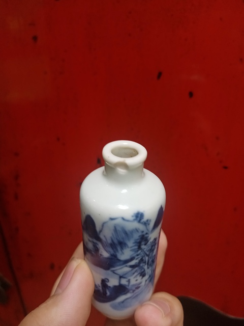 古玩陶瓷青花鼻煙壺真品鑒賞圖