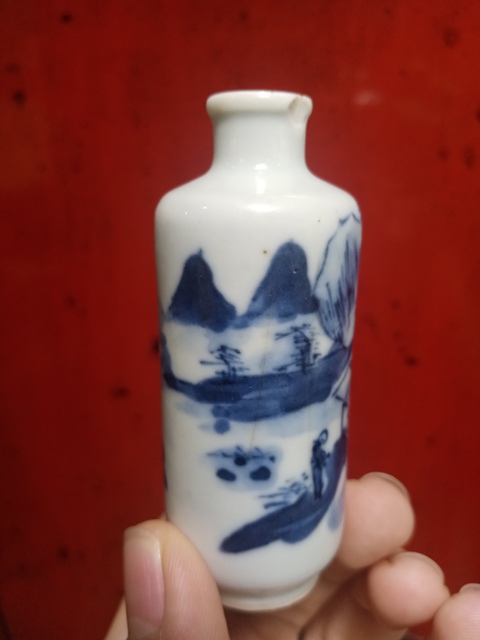 古玩陶瓷青花鼻煙壺真品鑒賞圖