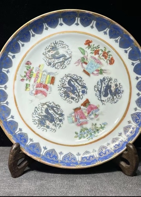 古玩陶瓷粉彩龍紋折腰盤真品鑒賞圖
