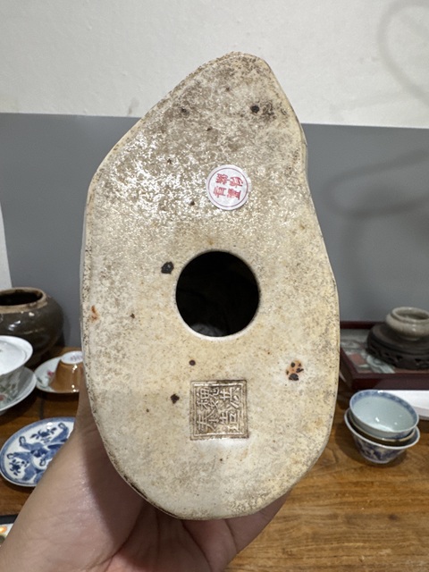 古玩陶瓷白釉羅漢造像真品鑒賞圖