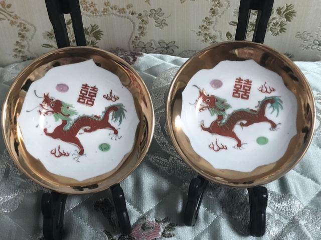 古玩陶瓷龍紋盤真品鑒賞圖