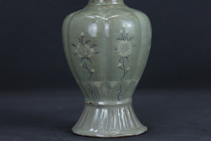 古玩陶瓷瓶真品鑒賞圖