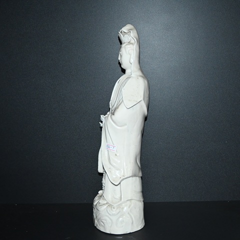古玩陶瓷民國德化窯觀音造像真品鑒賞圖