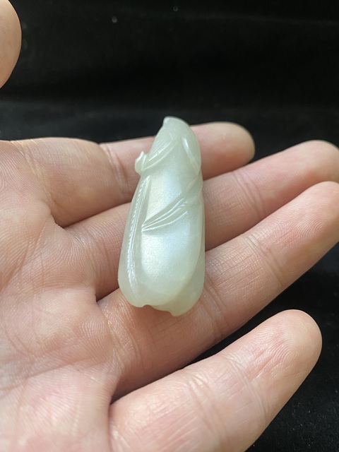 古玩玉器清代和田白玉雕“瓜果墜”拍賣,當(dāng)前價(jià)格2000元