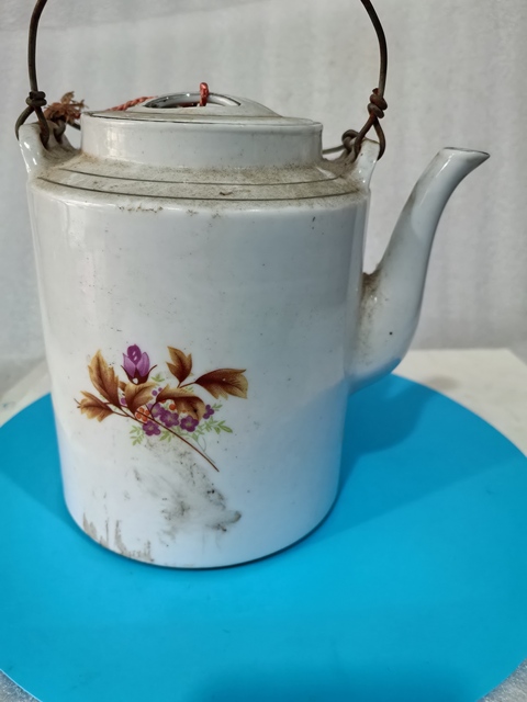 古玩陶瓷彩繪畫花卉紋提梁壺拍賣，當前價格680元