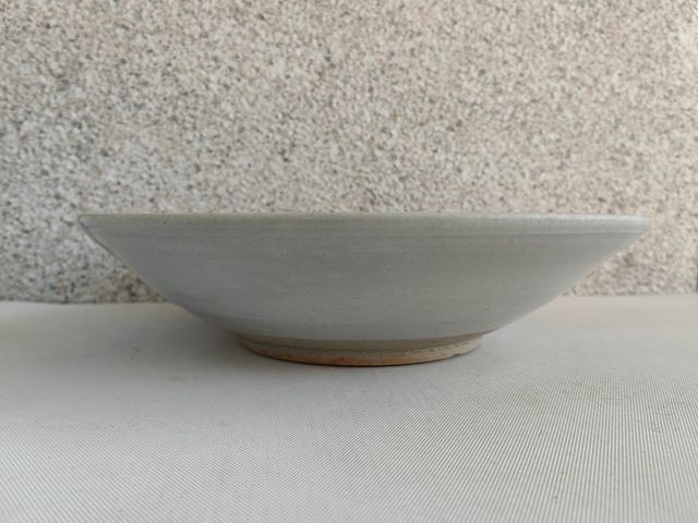 古玩陶瓷青花花卉紋盤真品鑒賞圖