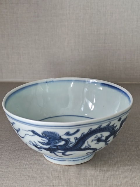古玩陶瓷青花海水龍紋碗真品鑒賞圖