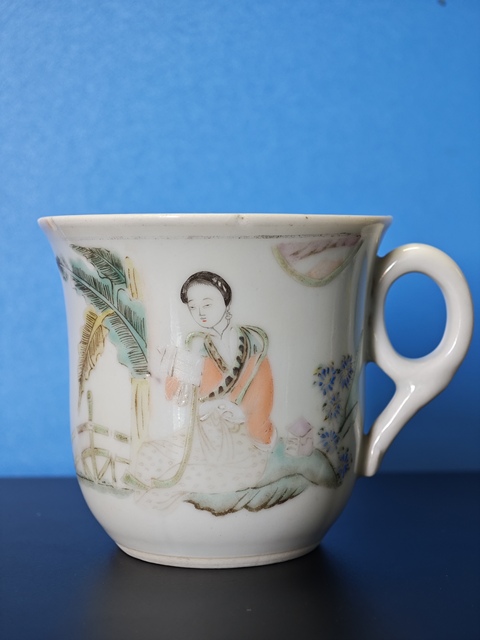 古玩陶瓷淺絳人物把杯真品鑒賞圖