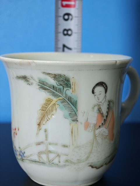 古玩陶瓷淺絳人物把杯真品鑒賞圖