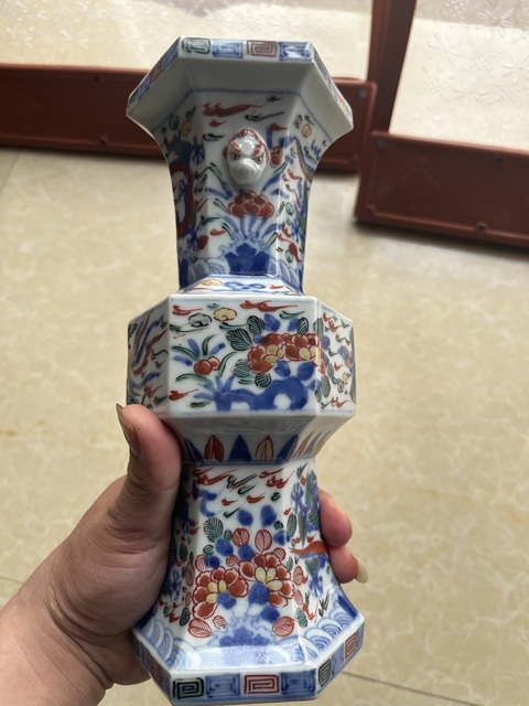 古玩陶瓷青花五彩龍鳳紋花觚真品鑒賞圖