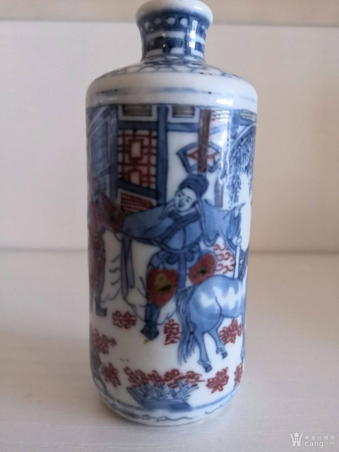 古玩陶瓷青花釉里紅人物故事紋鼻煙壺真品鑒賞圖
