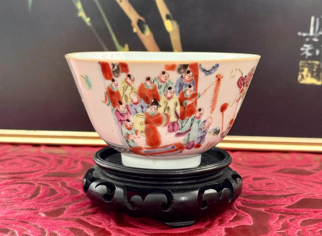 古玩陶瓷粉彩百子鬧春圖茶碗拍賣，當前價格4800元