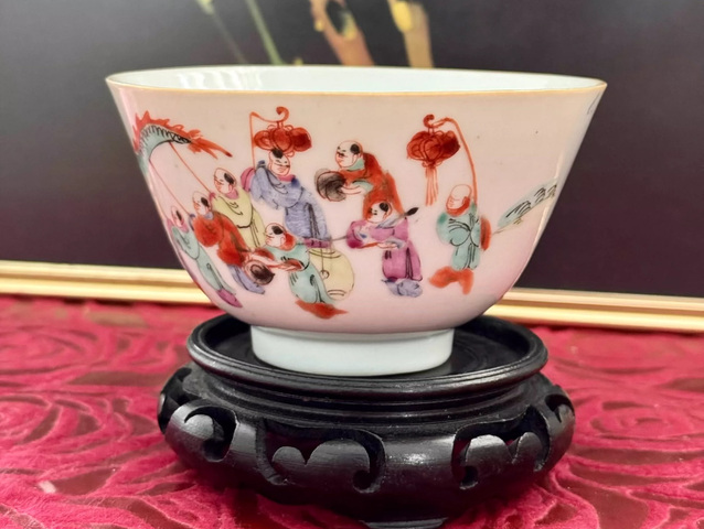 古玩陶瓷粉彩百子鬧春圖茶碗拍賣，當前價格4800元