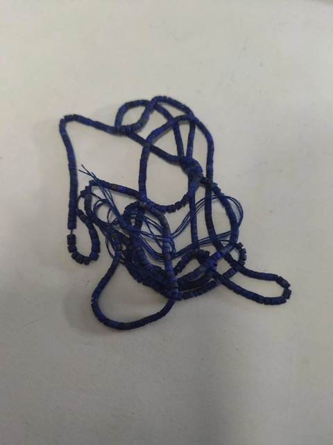 古玩玉器唐.千年青金石小米珠鏈.兩串拍賣，當前價格500元