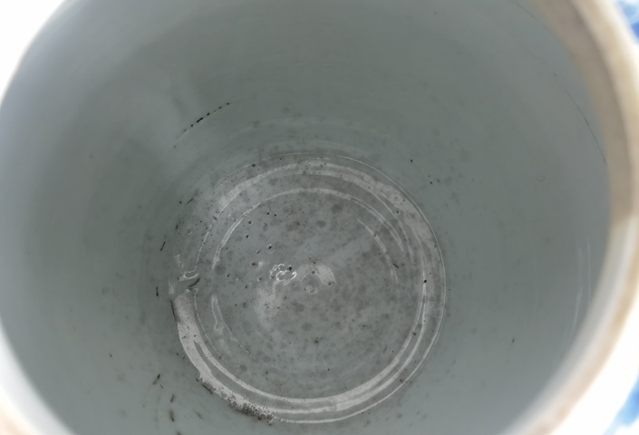 古玩陶瓷青花留白梅紋開光博古圖罐拍賣，當前價格20000元