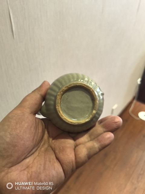 古玩陶瓷南宋龍泉青瓷執壺拍賣,當前價格4800元