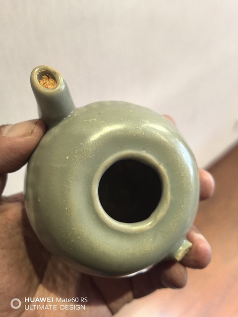 古玩陶瓷南宋龍泉青瓷執壺拍賣,當前價格4800元