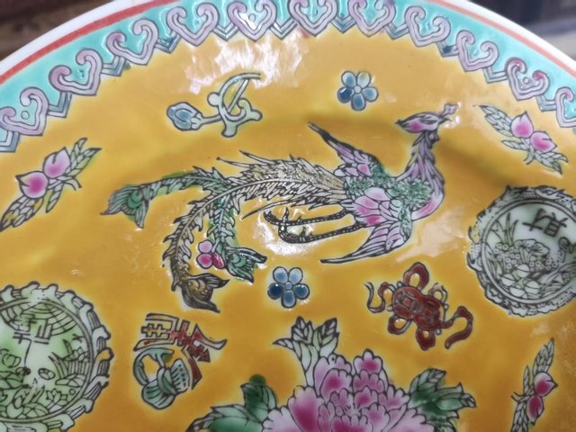 古玩陶瓷創(chuàng)匯期景德鎮(zhèn)龍鳳紋盤拍賣,當(dāng)前價格228元