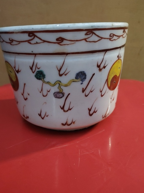 古玩陶瓷粉彩八卦紋直筒爐真品鑒賞圖