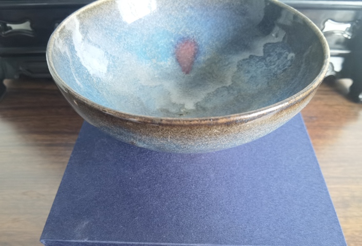 古玩陶瓷鈞窯碗真品鑒賞圖