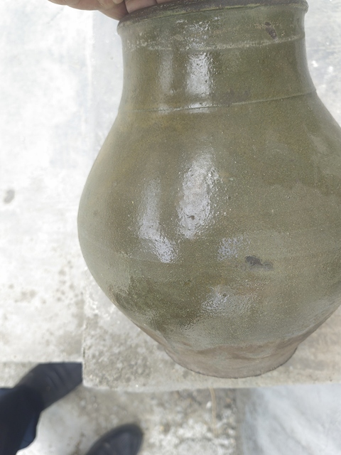 古玩陶瓷青釉罐真品鑒賞圖