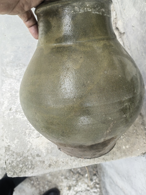 古玩陶瓷青釉罐真品鑒賞圖