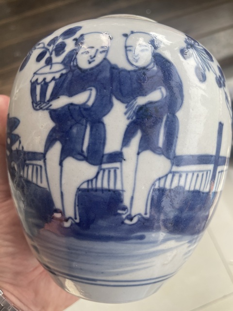 古玩陶瓷清晚期青花嬰戲圖罐真品鑒賞圖