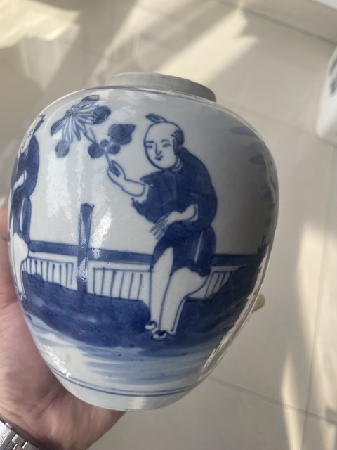 古玩陶瓷清晚期青花嬰戲圖罐真品鑒賞圖