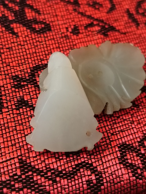 古玩玉器和田玉“壽星帽花”+蝴蝶帽花片拍賣，當前價格299元