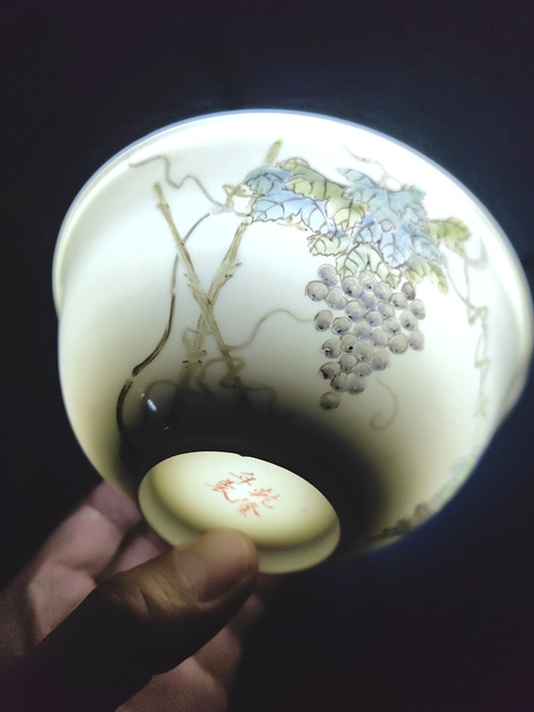 古玩陶瓷葡萄紋粉彩碗拍賣,當前價格888元