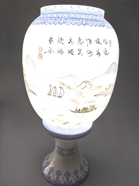古玩陶瓷山水紋燈罩拍賣，當(dāng)前價(jià)格1888元