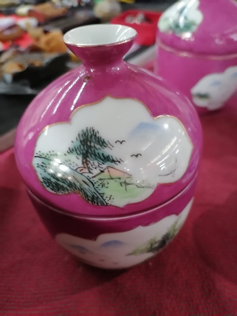 古玩陶瓷民國胭脂紅蓋盅一對拍賣,當前價格2000元
