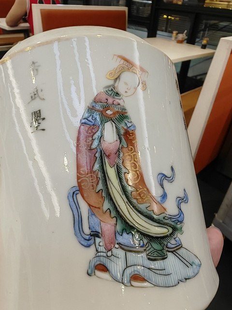 古玩陶瓷同治細路粉彩無雙譜蓋罐真品鑒賞圖