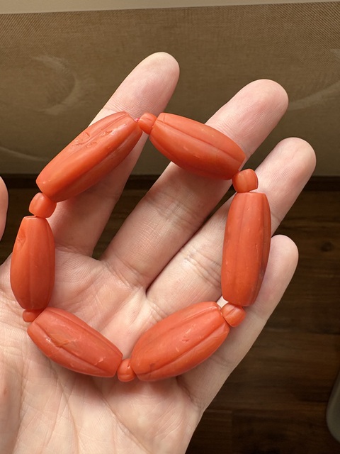 古玩玉器天然南紅手串真品鑒賞圖