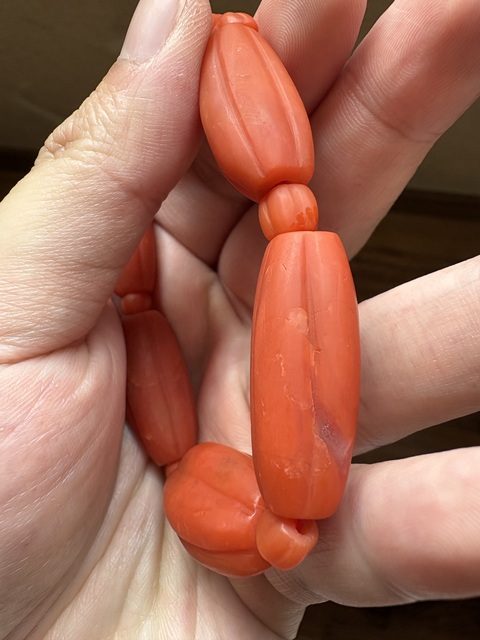 古玩玉器天然南紅手串真品鑒賞圖