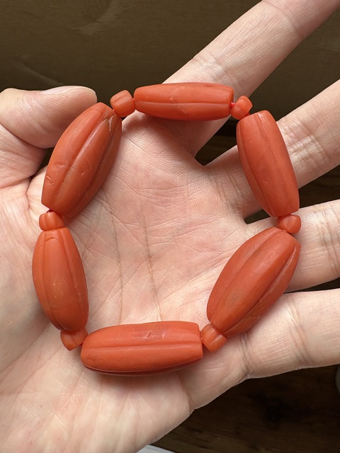 古玩玉器天然南紅手串真品鑒賞圖