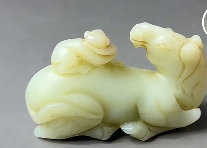 古玩玉器和田玉雕“馬上封侯”擺件真品鑒賞圖