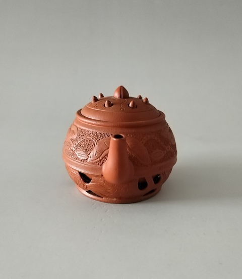 古玩雜項(范志強原礦青水泥)荷花蓮子壺拍賣,當前價格1998元
