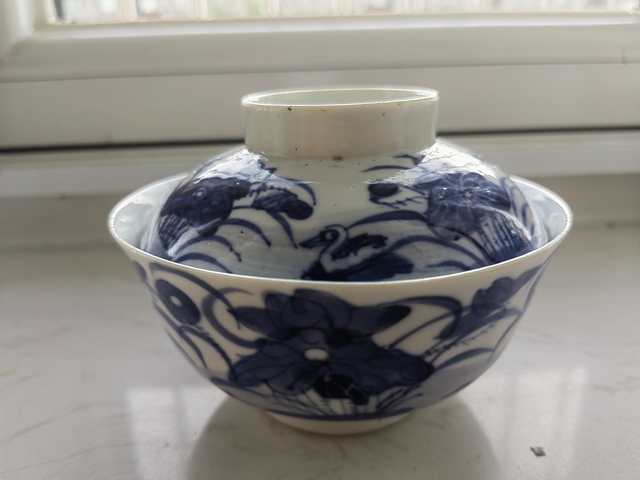 古玩陶瓷青花蓋碗真品鑒賞圖
