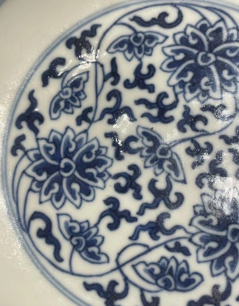 古玩陶瓷清同治-青花纏枝蓮五寸盤（官）拍賣，當前價格70000元